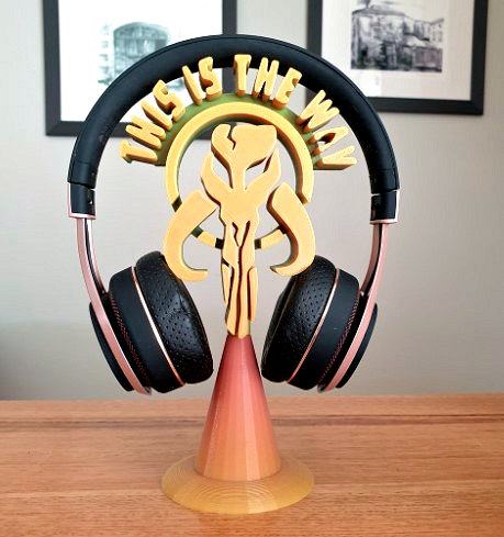 Mandalorian Headphone Stand 3D model by 3dprintbunny on Thangs